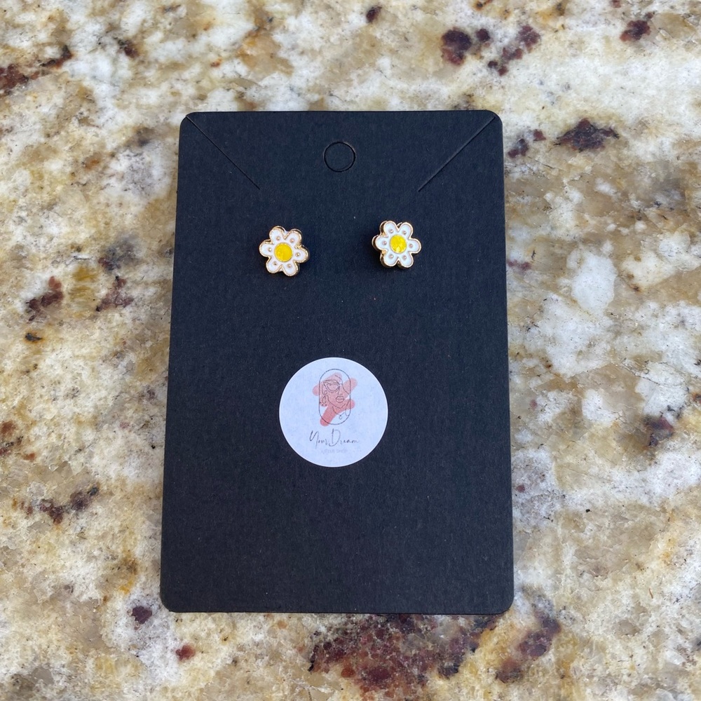 Flower 🌸 Earrings 💫